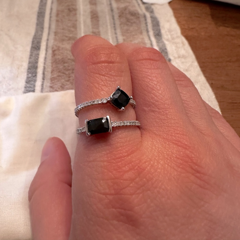 Modern Ring